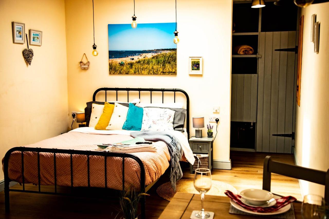 Norfolk Accommodation 히챔 외부 사진
